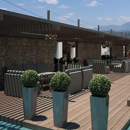 Dionis & Hotel 4*