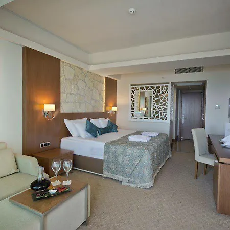 Hotel Dionis &