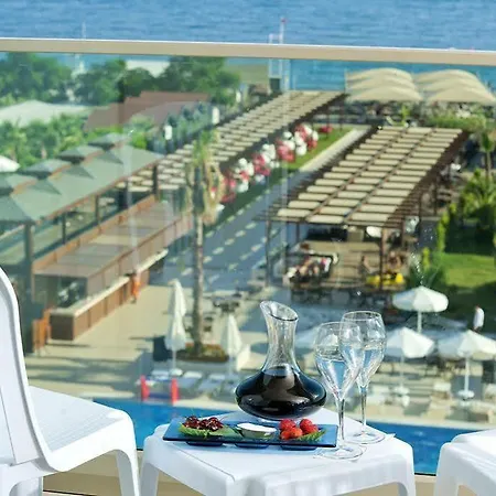 Hotel Dionis &