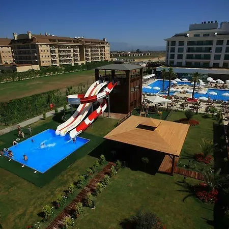Hotel Dionis & 4*
