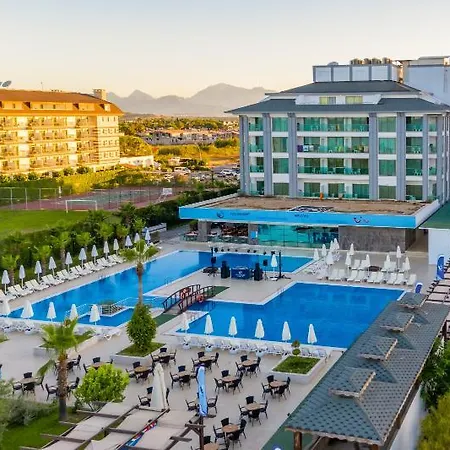 Dionis & Hotel 4*